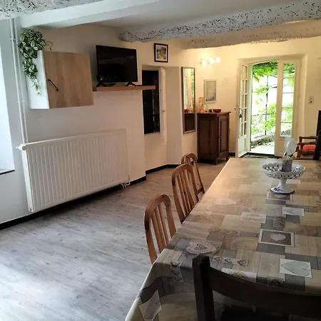La Bouscarle Holiday home *